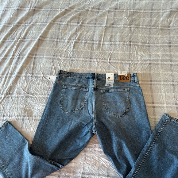 NWT Lee Jeans- Mid Rise Rider Jeans - Picture 6 of 7